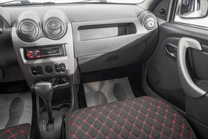 Седан Renault Logan 2015 года, 549000 рублей, Барнаул