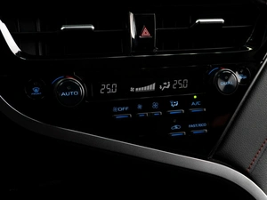 Седан Toyota Camry 2022 года, 4135000 рублей, Тюмень