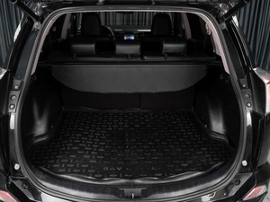 Внедорожник Toyota RAV4 2015 года, 1929000 рублей, Тюмень