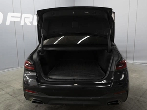 Седан BMW 5 серия 2021 года, 7600000 рублей, Омск