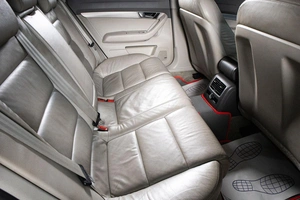 Седан Audi A6 2009 года, 1269000 рублей, Сургут