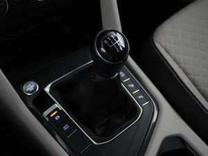 Внедорожник Volkswagen Tiguan 2018 года, 2149046 рублей, Москва