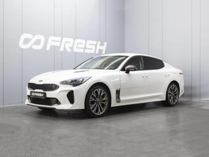 Лифтбек Kia Stinger 2019 года, 2930000 рублей, Омск