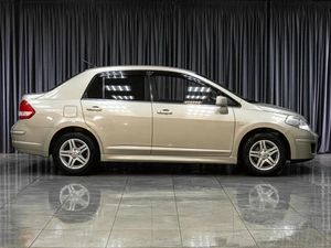 Седан Nissan Tiida 2011 года, 869000 рублей, Тюмень