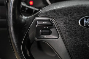 Хетчбэк Kia Rio 2017 года, 1359000 рублей, Новокузнецк