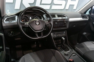 Внедорожник Volkswagen Tiguan 2017 года, 2229000 рублей, Петрозаводск