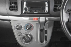 Минивэн Daihatsu Move 2009 года, 489000 рублей, Кемерово