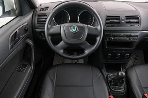 Внедорожник Skoda Yeti 2011 года, 1199000 рублей, Красноярск