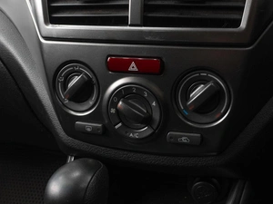 Хетчбэк Subaru Impreza 2011 года, 919000 рублей, Тюмень