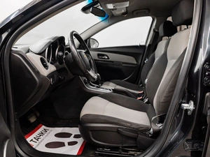 Хетчбэк Chevrolet Cruze 2012 года, 680000 рублей, Красноярск