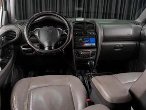 Внедорожник Hyundai Santa Fe 2010 года, 1019000 рублей, Тюмень