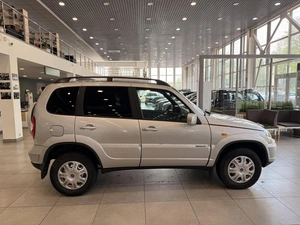 Внедорожник Chevrolet Niva 2010 года, 595000 рублей, Орёл