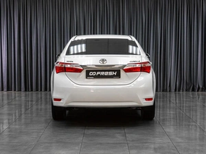 Седан Toyota Corolla 2015 года, 1339000 рублей, Тюмень