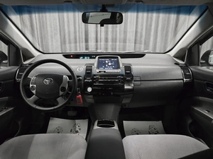 Лифтбек Toyota Prius 2008 года, 699000 рублей, Красноярск