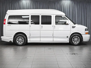 Минивэн GMC Savana 2010 года, 4219000 рублей, Ставрополь