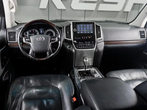 Внедорожник Toyota Land Cruiser 2015 года, 4509000 рублей, Тюмень