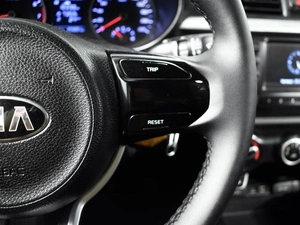 Седан Kia Rio 2018 года, 809900 рублей, Казань