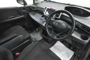 Минивэн Honda Freed 2015 года, 1269000 рублей, Новокузнецк