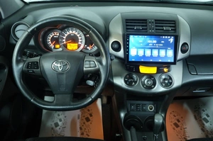 Внедорожник Toyota RAV4 2011 года, 1429000 рублей, Омск