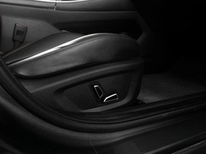 Лифтбек Changan UNI-V 2023 года, 2399000 рублей, Тюмень