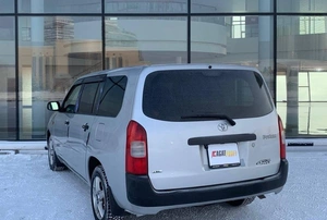 Универсал Toyota Probox 2010 года, 650000 рублей, Красноярск