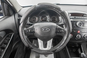 Хетчбэк Kia Ceed 2011 года, 839000 рублей, Барнаул