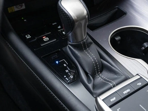 Внедорожник Lexus RX 2020 года, 4750000 рублей, Санкт-Петербург