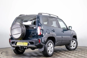 Внедорожник ВАЗ (LADA) Niva Travel 2023 года, 1339000 рублей, Пермь