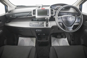 Минивэн Honda Freed 2010 года, 1059000 рублей, Кемерово