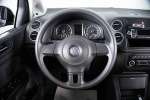 Хетчбэк Volkswagen Golf Plus 2012 года, 749000 рублей, Пермь