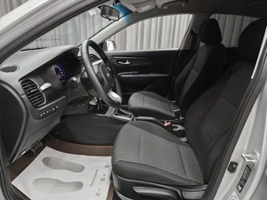 Седан Kia Rio 2019 года, 949000 рублей, Красноярск