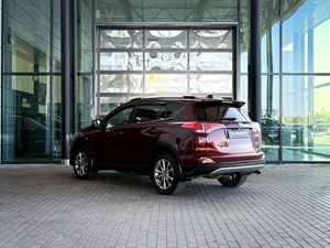 Внедорожник Toyota RAV4 2016 года, 2200000 рублей, Уфа
