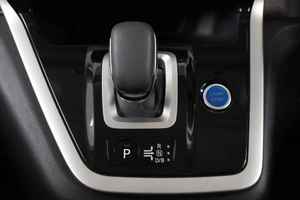 Минивэн Nissan Serena 2018 года, 2399000 рублей, Пермь