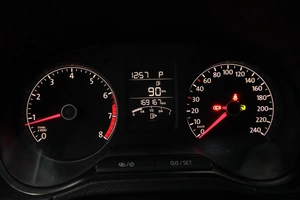 Седан Volkswagen Polo 2018 года, 1170000 рублей, Курск