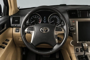 Внедорожник Toyota Highlander 2013 года, 2059000 рублей, Челябинск