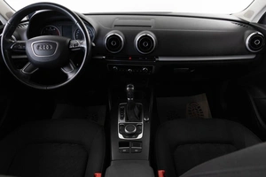 Седан Audi A3 2016 года, 1589000 рублей, Красноярск