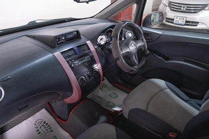 Хетчбэк Mitsubishi Colt 2003 года, 369000 рублей, Томск