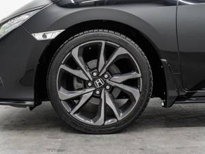 Хетчбэк Honda Civic 2018 года, 1820000 рублей, Красноярск
