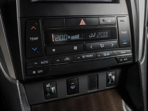 Седан Toyota Camry 2015 года, 1979000 рублей, Воронеж