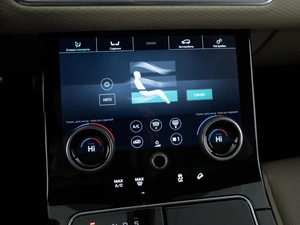 Внедорожник Land Rover Range Rover Velar 2018 года, 3588050 рублей, Москва