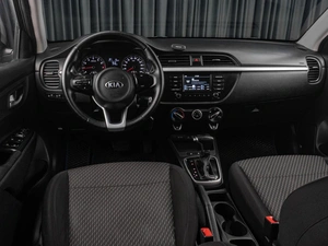 Седан Kia Rio 2017 года, 1359000 рублей, Тюмень