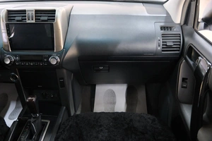 Внедорожник Toyota Land Cruiser Prado 2012 года, 2999000 рублей, Омск