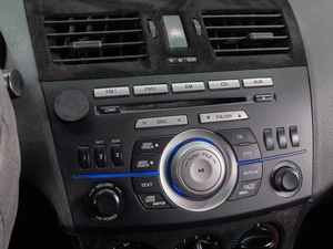 Седан Mazda 3 2011 года, 819000 рублей, Тюмень