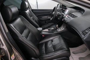 Хетчбэк Honda Civic 2008 года, 499000 рублей, Красноярск