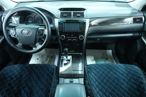 Седан Toyota Camry 2013 года, 2049000 рублей, Омск