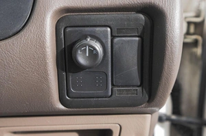 Седан Nissan Sunny 2001 года, 299000 рублей, Барнаул