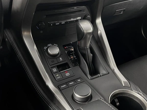 Внедорожник Lexus NX 2017 года, 3298900 рублей, Казань