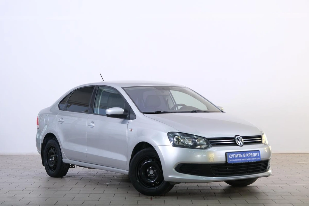 Седан Volkswagen Polo 2014 года, 929000 рублей, Омск