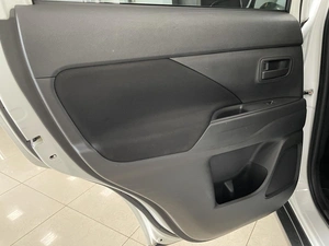 Внедорожник Mitsubishi Outlander 2019 года, 1847000 рублей, Солонцы