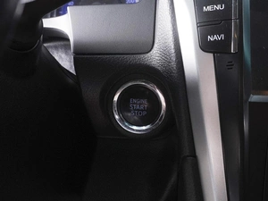 Седан Toyota Camry 2016 года, 1899000 рублей, Ростов-на-Дону